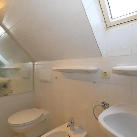 Krause Apartment *